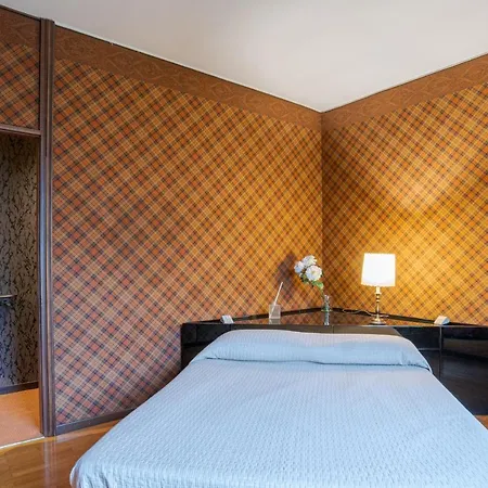 Apt W/ Balcony - 700 M From Borghi Station Διαμέρισμα Όπως
