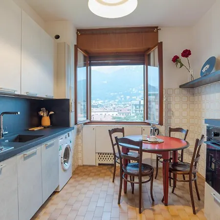 Apt W/ Balcony - 700 M From Borghi Station Διαμέρισμα *